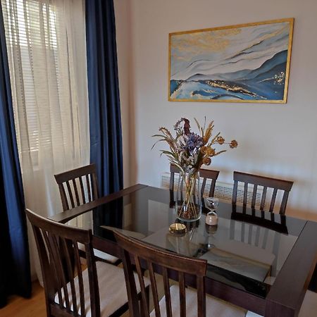 Neviasta Apartment สโมลยัน ภายนอก รูปภาพ